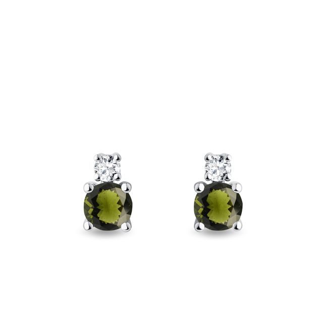 CLOUS D'OREILLES EN OR BLANC, MOLDAVITES ET DIAMANTS - BOUCLES D'OREILLES EN MOLDAVITE - BOUCLES D'OREILLES