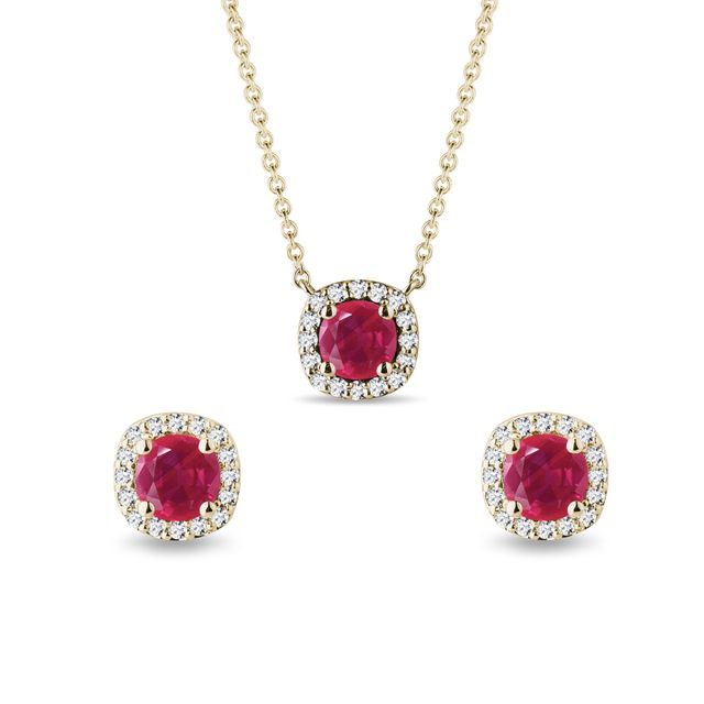 LUXE RUBY AND DIAMOND HALO JEWELRY SET IN YELLOW GOLD - GEMSTONE SETS - FINE JEWELRY