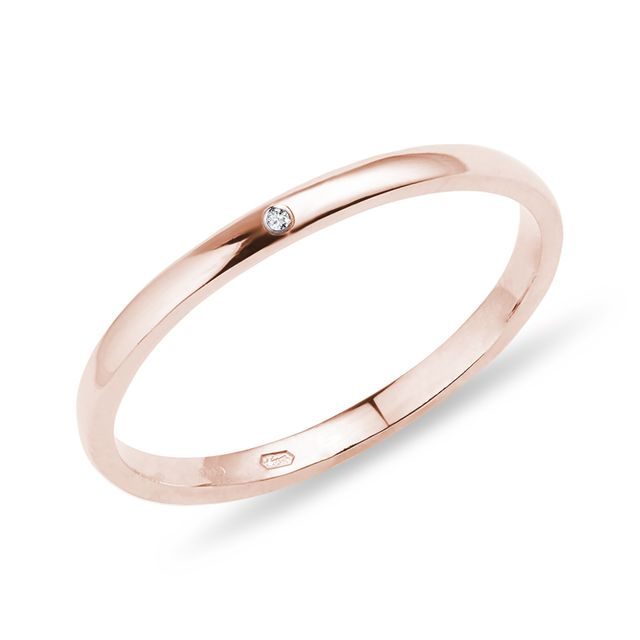 Prsten z růžového zlata s diamantem