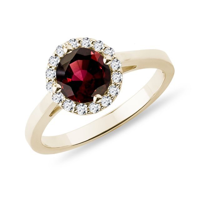 GOLD RING WITH GARNET AND DIAMONDS - GARNET RINGS - RINGS