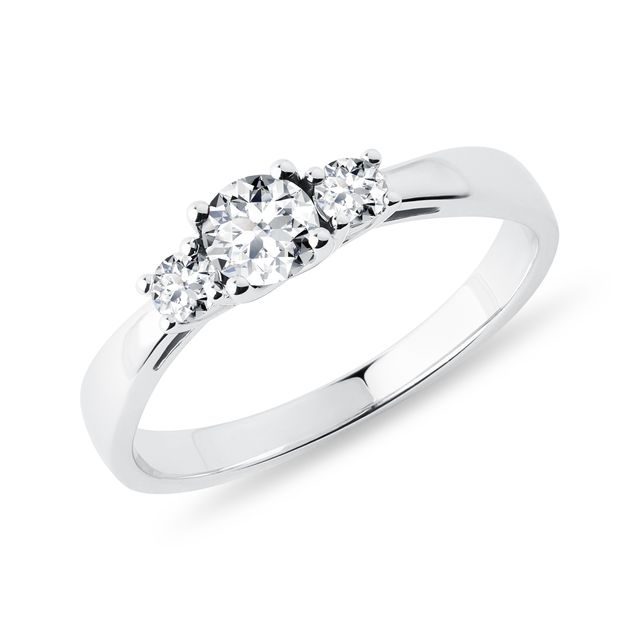 BAGUE D'OR BLANC DESIGN AVEC DIAMANTS - BAGUES DE FIANÇAILLES EN DIAMANT - BAGUES DE FIANÇAILLES