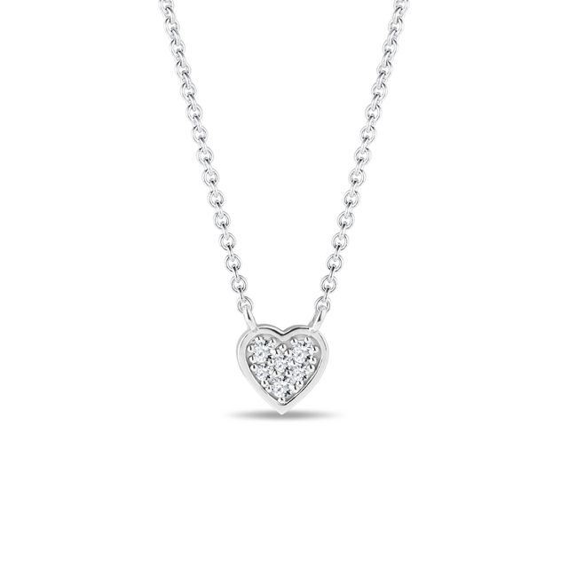 Diamond heart pendant in white gold
