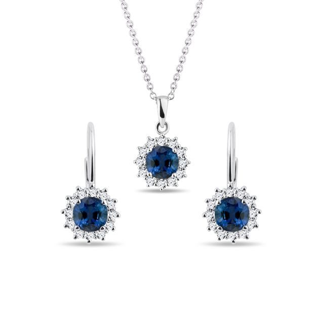 ELEGANTNÍ SET SAFÍROVÝCH ŠPERKŮ Z BÍLÉHO ZLATA - DRAHOKAMOVÉ SOUPRAVY - ŠPERKY