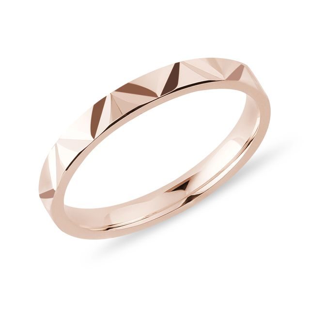 PRSTEN SE STRUKTUROVANÝM POVRCHEM V RŮŽOVÉM ZLATĚ - PRSTENY Z RŮŽOVÉHO ZLATA - PRSTENY