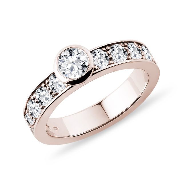 LUXURY BEZEL-SET DIAMOND RING IN ROSE GOLD - ENGAGEMENT DIAMOND RINGS - ENGAGEMENT RINGS