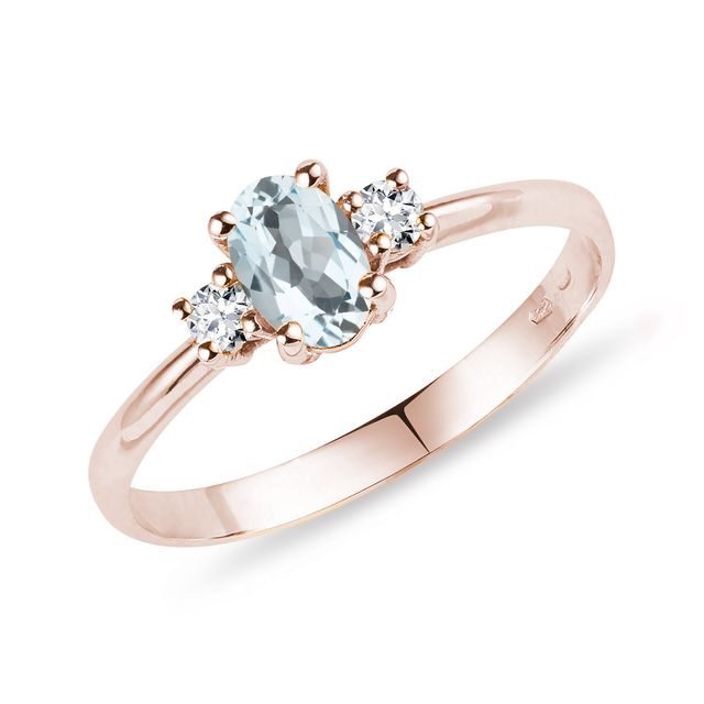Prsten s akvamarínem a diamanty v růžovém zlatě