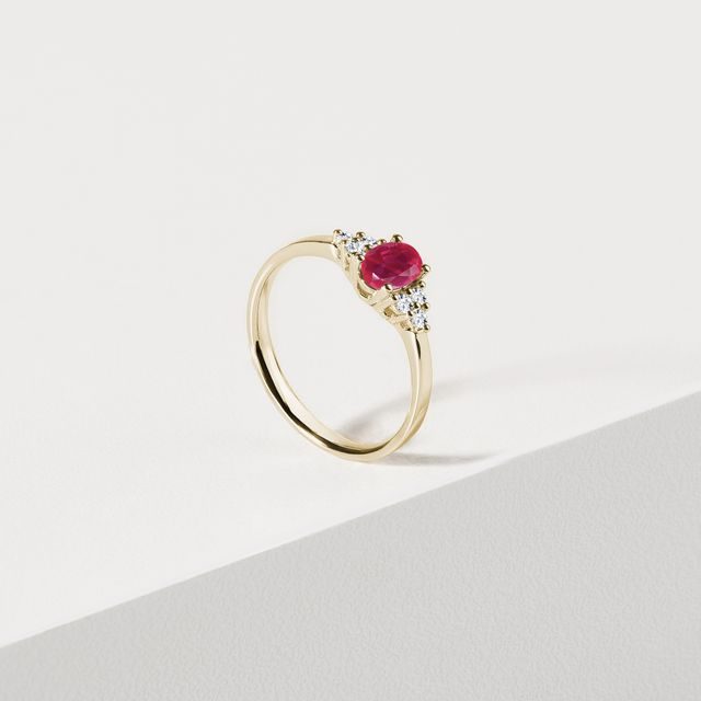 Bague rubis 0.60 carat et diamants 0.02 carat or jaune 2.28g