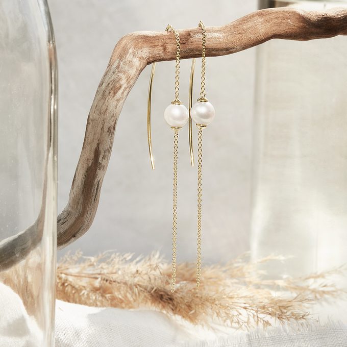 dangle earrings with pearls in 14k yellow gold - KLENOTA
