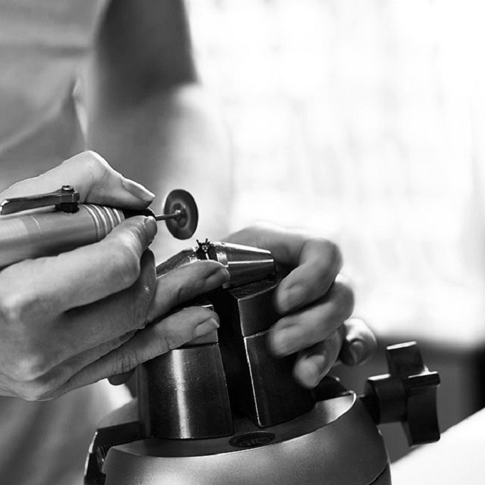 Goldsmith workshop in jewelry atelier - KLENOTA