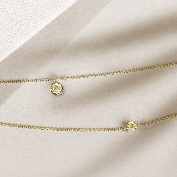 Yellow diamond necklaces in yellow gold - KLENOTA