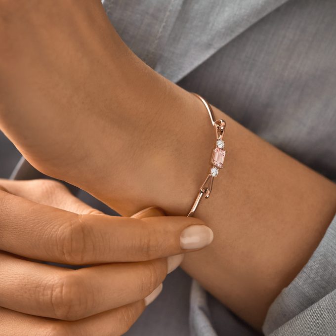 náramek z růžového zlata s morganitem a diamanty - KLENOTA
