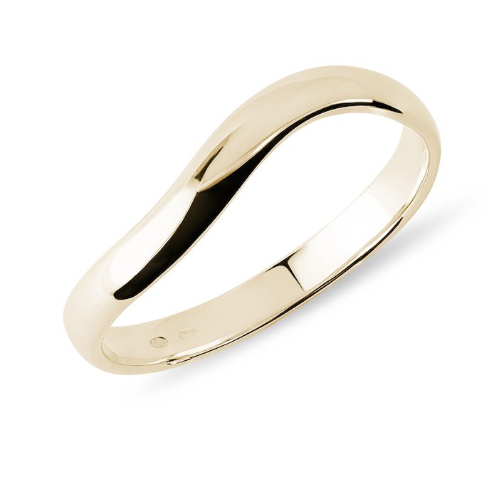 irregular men's 14k yellow gold engagement ring - KLENOTA