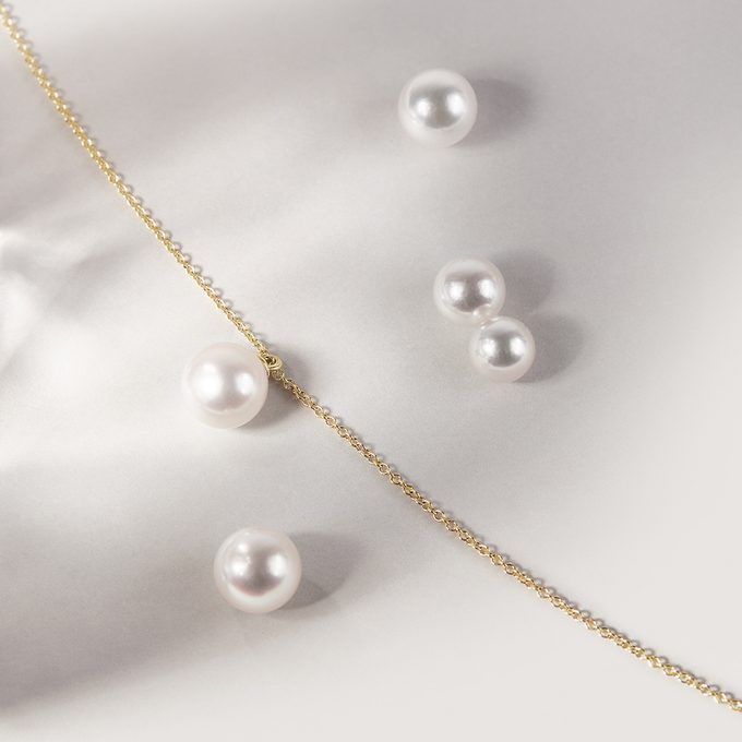 Freshwater pearls: river beauties that come in many shapes and colors