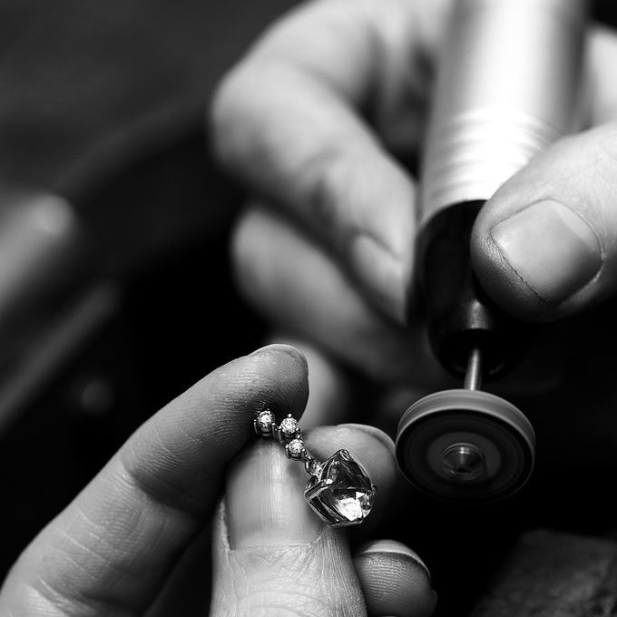 KLENOTA ręcznie robiona biżuteria z diamentami