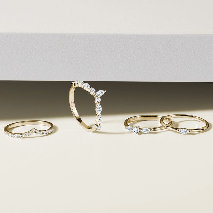 timeless diamond rings in yellow gold - KLENOTA