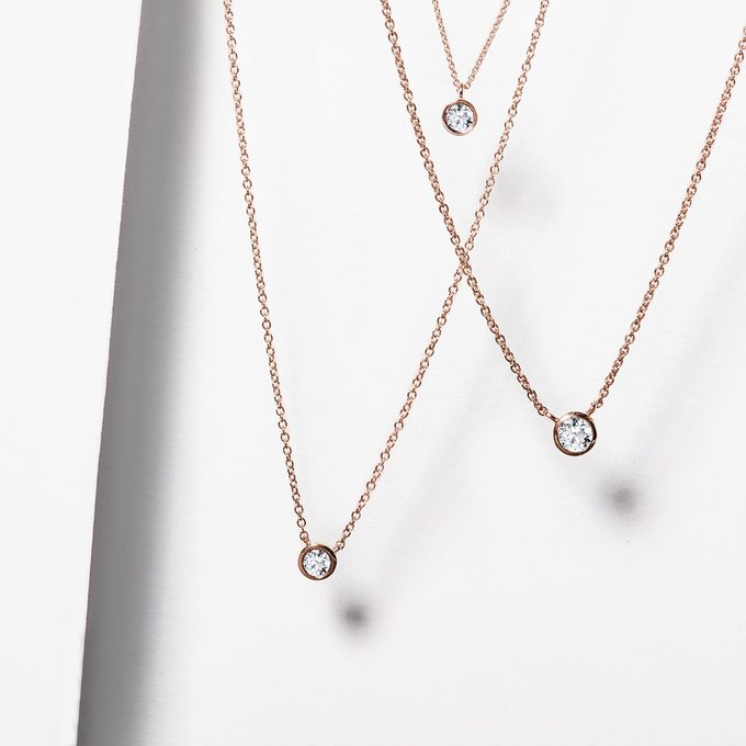  Bezel necklaces in yellow gold with diamond - KLENOTA