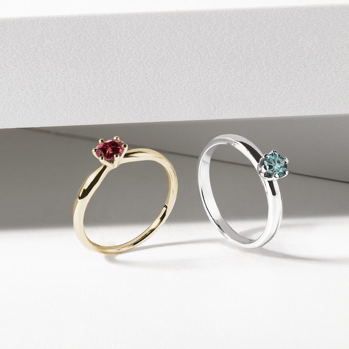 Gold rings with pink, blue diamond - KLENOTA