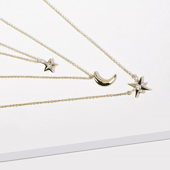 Gold pendants and necklaces in the shape of moon and star with a diamond - KLENOTA