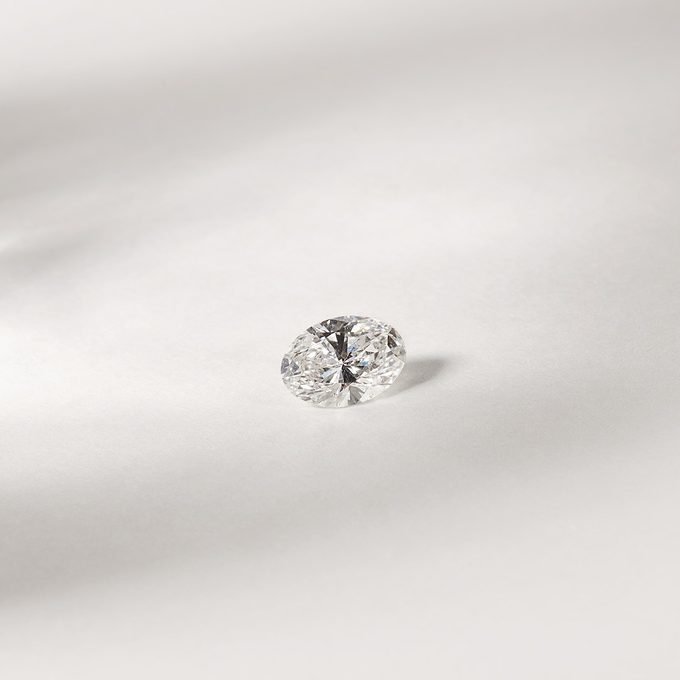 diamant de taille ronde - KLENOTA