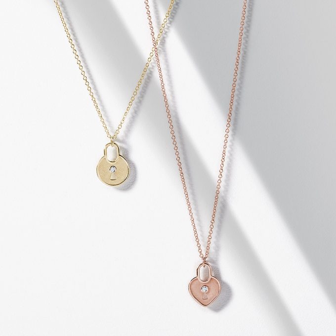  Gold necklaces with key and lock - KLENOTA