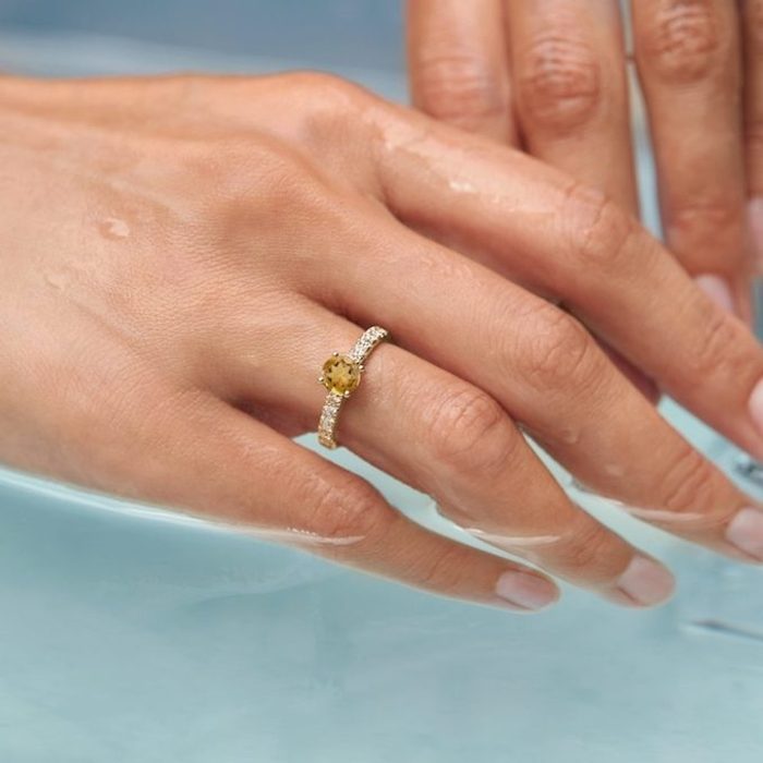 Najkrajšie žlté a oranžové kamene v šperkoch