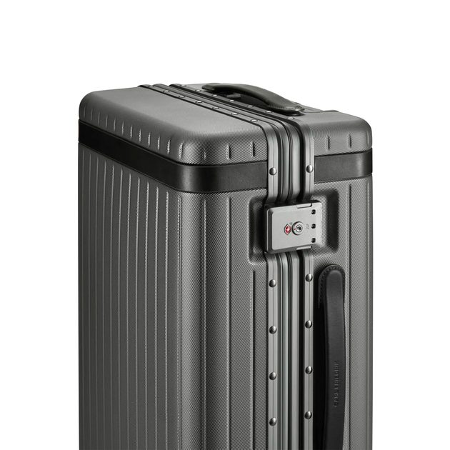 Carl Friedrik — The Carry-on - Cestovní kufr s kapacitou 40 l - Carl  Friedrik - Tašky a kufry - Na cesty, Doplňky - Gentleman Store