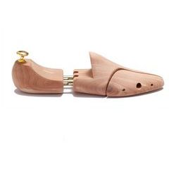 Cedrové napínáky na boty