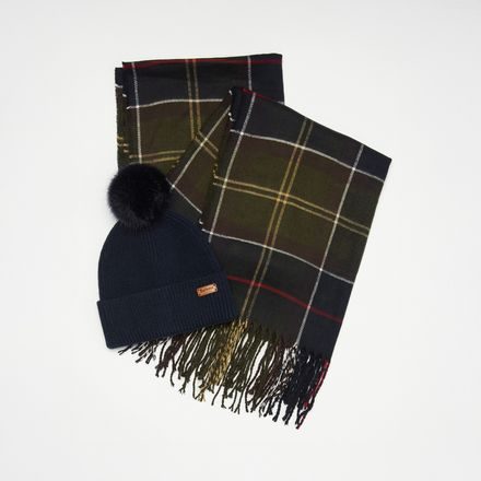 Barbour Dover Beanie & Hailes Scarf Gift Set