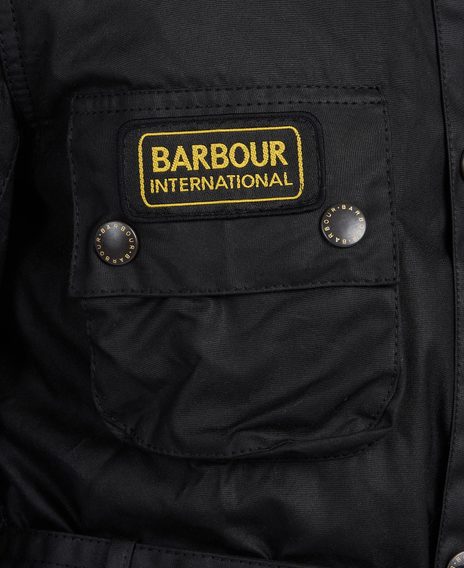 С восък обработено яке моторист Barbour International Slim Wax Jacket - Black