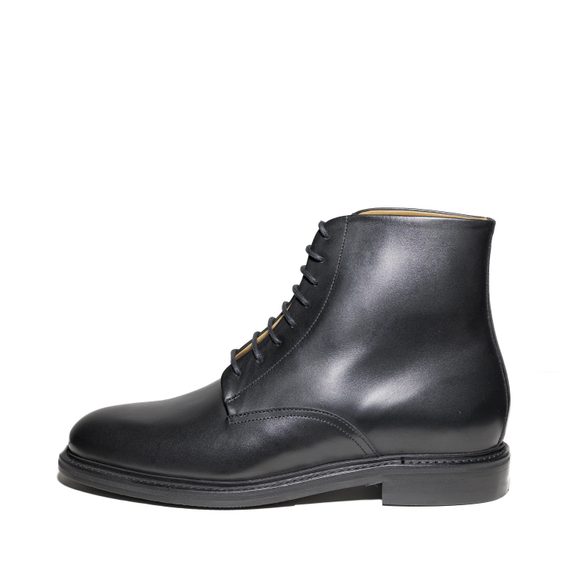 Bazar: Berwick Broadbent (42)