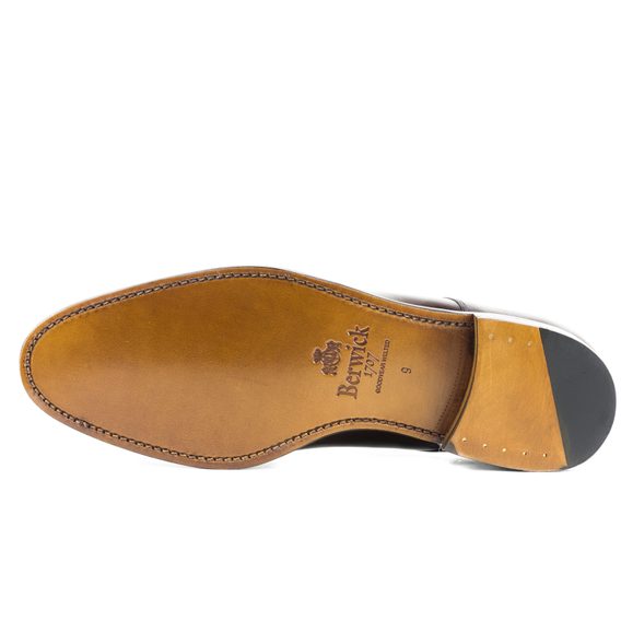 Berwick Humbert - kávově hnědé