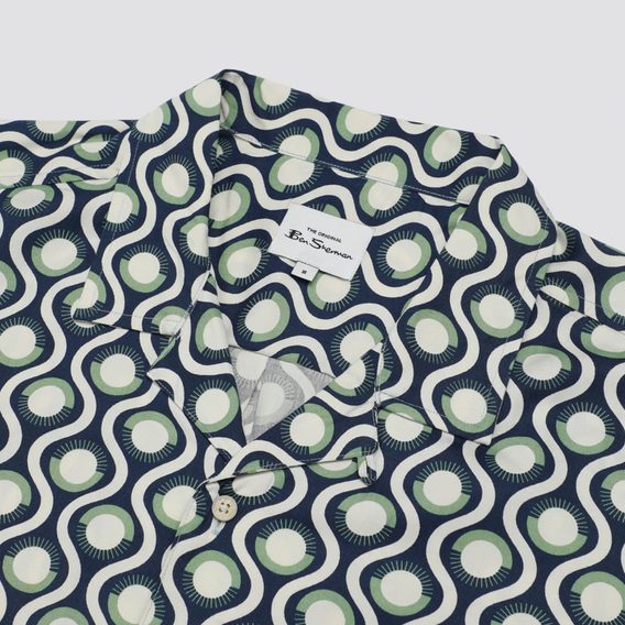 Ben Sherman — Retro Geo Print Shirt — Grass Green