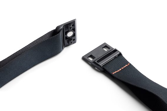Bazar: Bellroy Lite Sling (Black)