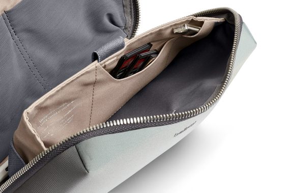 Bellroy Tech Kit