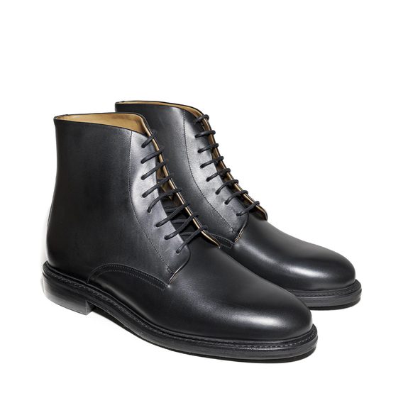 Bazar: Berwick Broadbent (42)