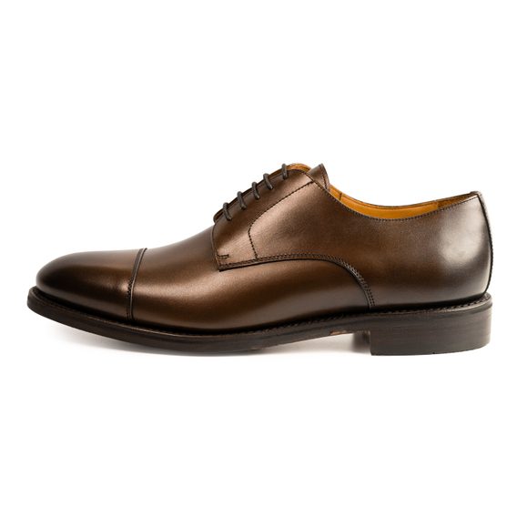 Berwick Hitchcock — Walnut Brown
