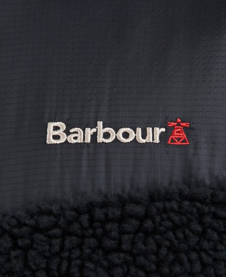 Яке Barbour Axis Fleece - Black