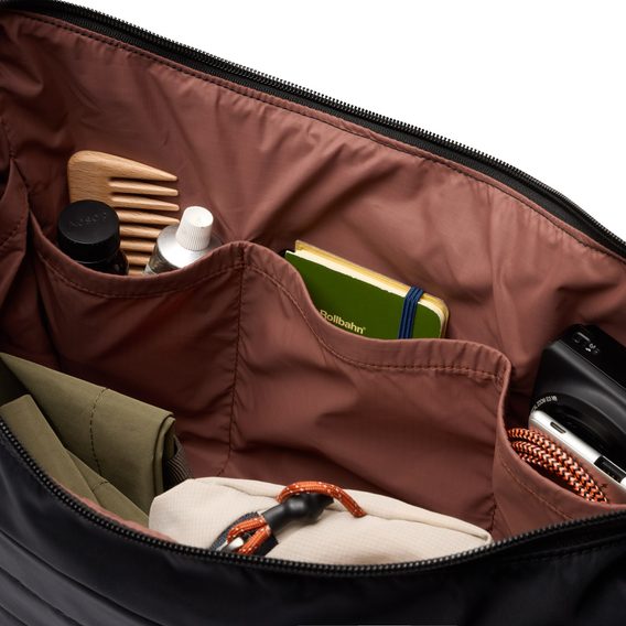 Bellroy Laneway Crescent Bag (12 l)