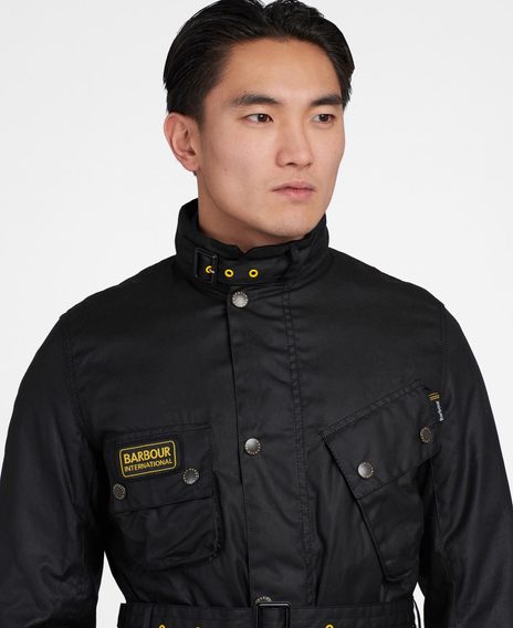 С восък обработено яке моторист Barbour International Slim Wax Jacket - Black