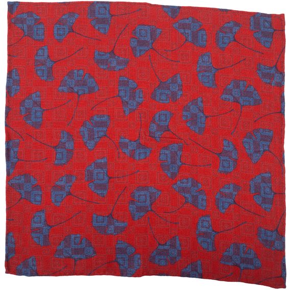 Oboustranný červený kapesníček s modrými květy a listy jinanu John & Paul