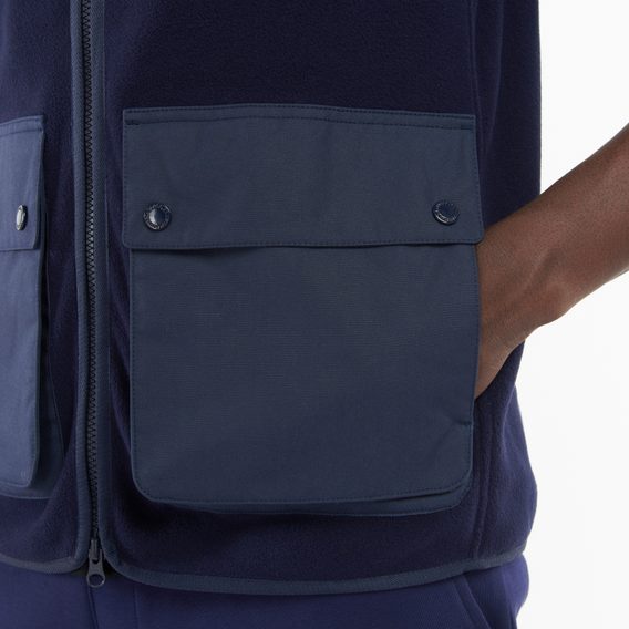 Fleecová vesta se zapínáním na zip Barbour International Oak - Ink