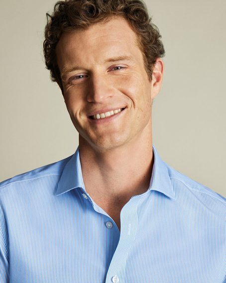 Charles Tyrwhitt Cutaway Collar Non-Iron Stretch Poplin Bengal Stripe Shirt — Cornflower Blue