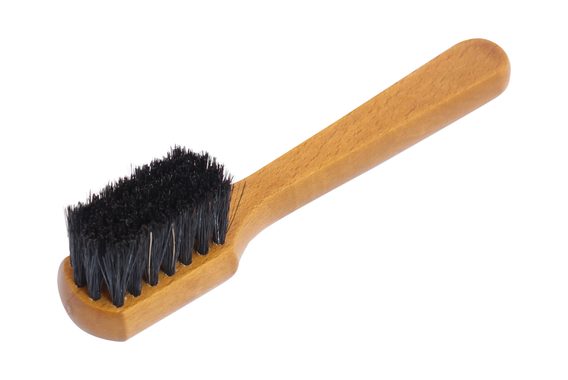 Малка четка за нанасяне на крем с тъмни косъмчета