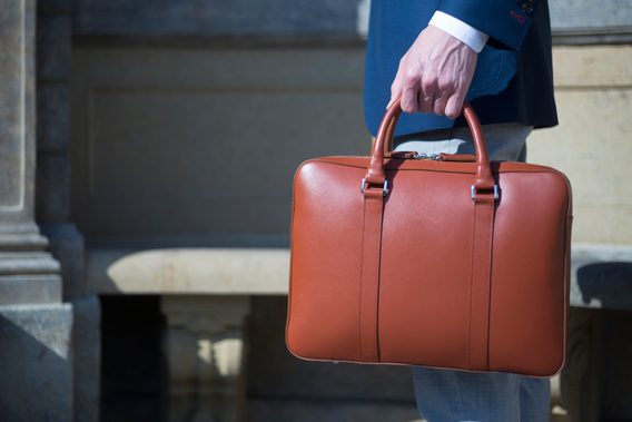 Kožená slim taška na notebook John & Paul - koňak