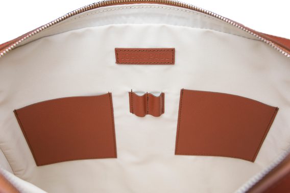 Kožená slim taška na notebook John & Paul - koňak