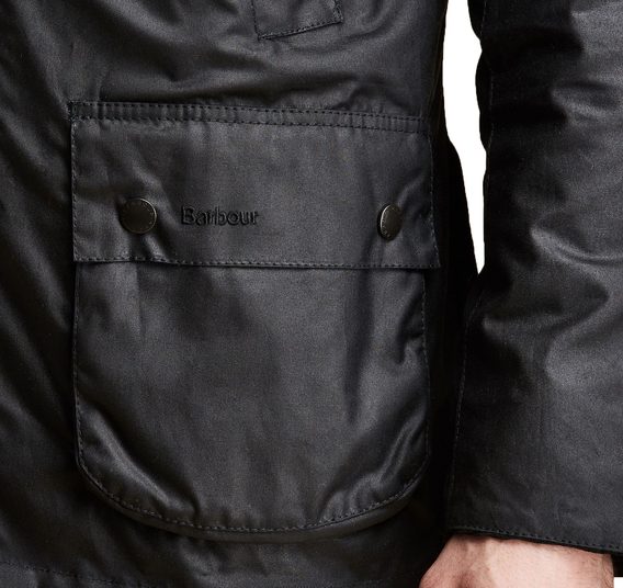Обработено с восък яке Barbour Ashby - черно