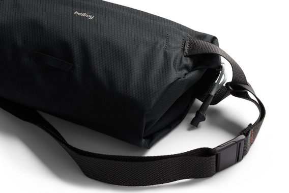 Bazar: Bellroy Lite Sling (Black)