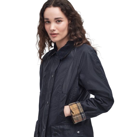 Barbour Beadnell Wax Jacket — Navy