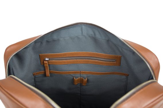 Kožená slim taška na notebook Sandqvist Dag - Cognac Brown