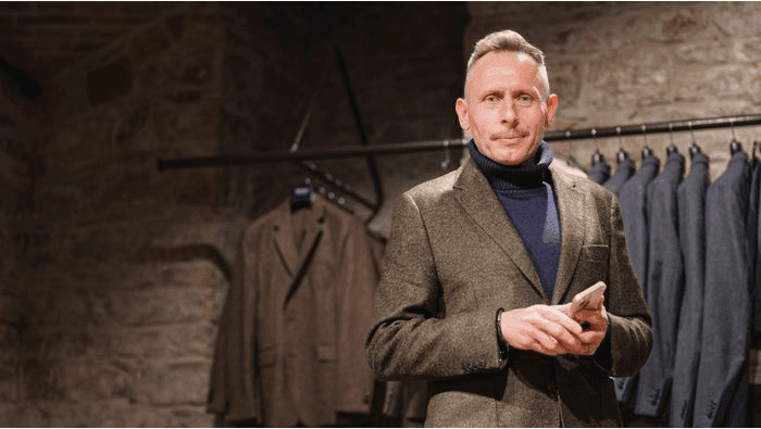 Jan Tuna: Zlatý oblek byl provokace. I za malou naušnici sklízím hejty